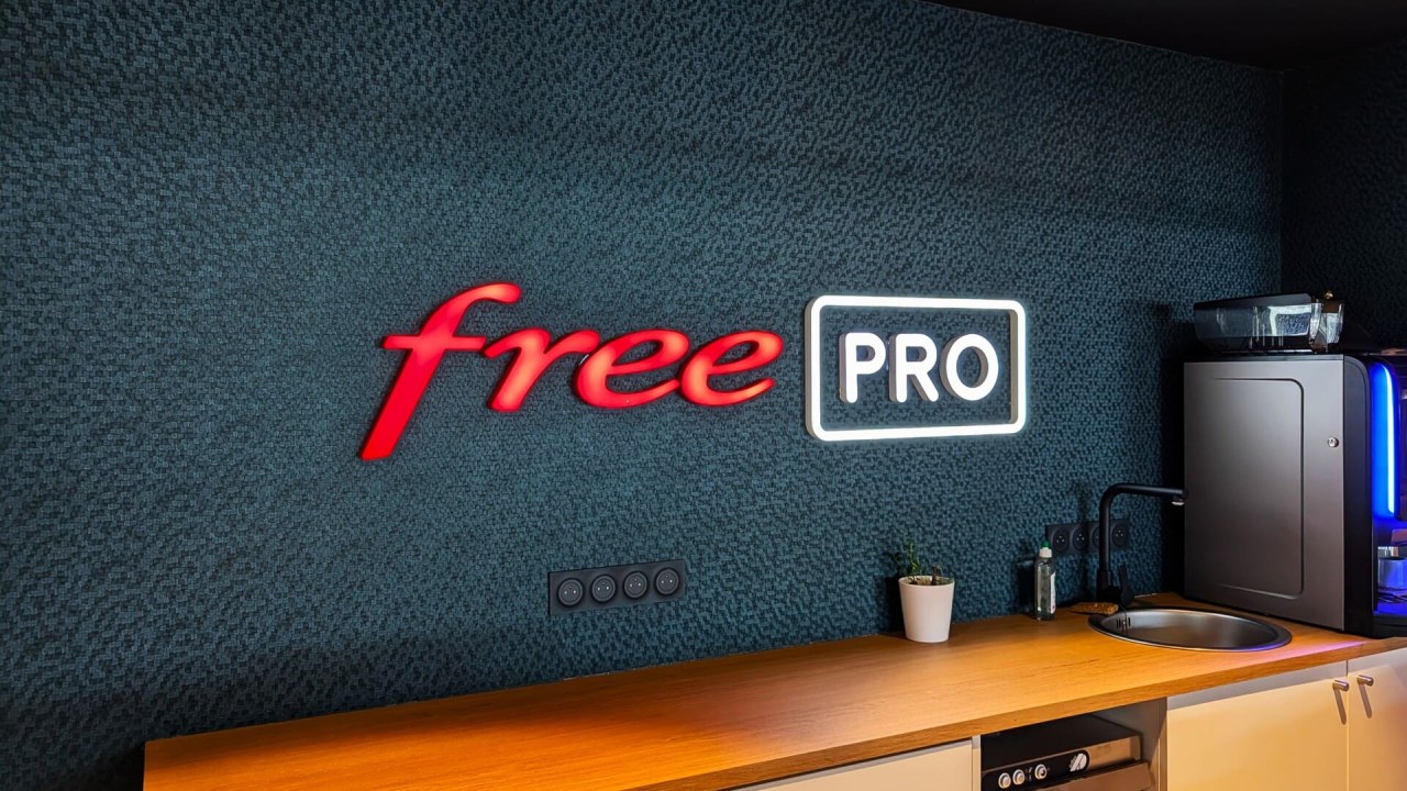 Free complète sa gamme professionnelle avec un forfait mobile à prix plancher
